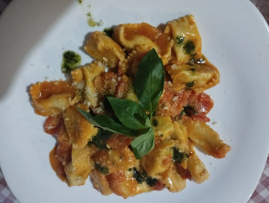 Osteria Piazza delle Erbe_Sezze Scalo_slider_image_2