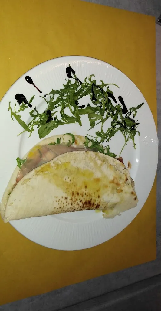 Scripcaru Andreea_Bistrot SAN PIETRO -Cocktail bar con Cucina_Sezze Scalo_review