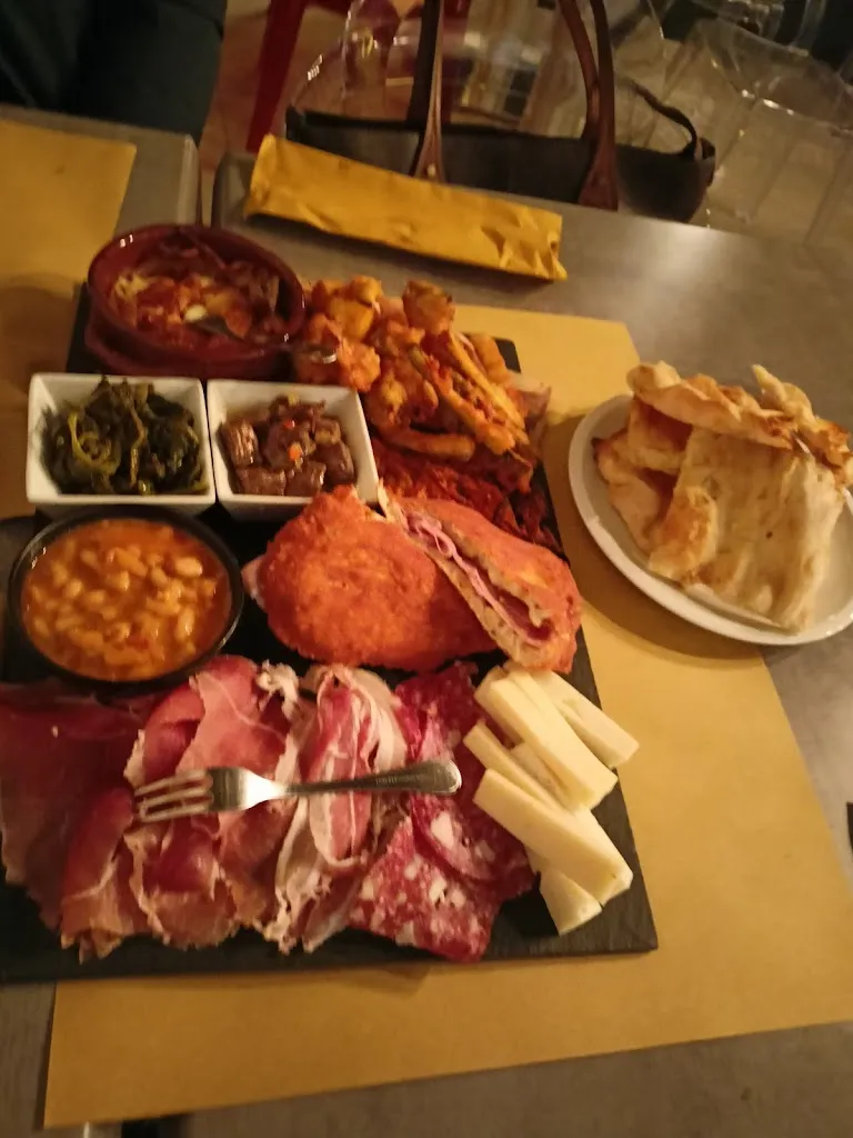 E. Doc_Bistrot SAN PIETRO -Cocktail bar con Cucina_Sezze Scalo_review