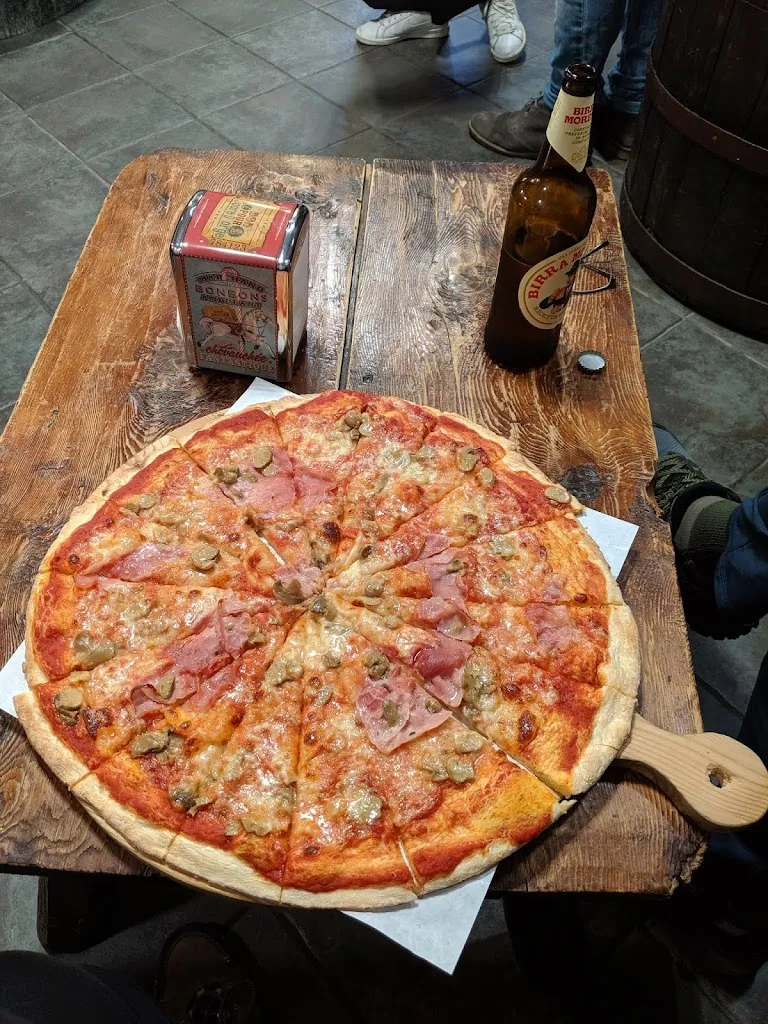 TJ Goan_Un Girotondo di Pizza_Cogne_review