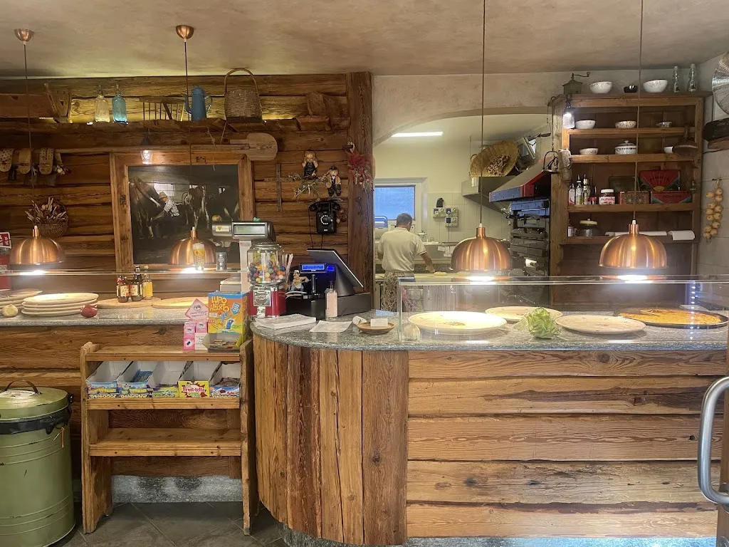 Un Girotondo di Pizza_Cogne_slider_image_1