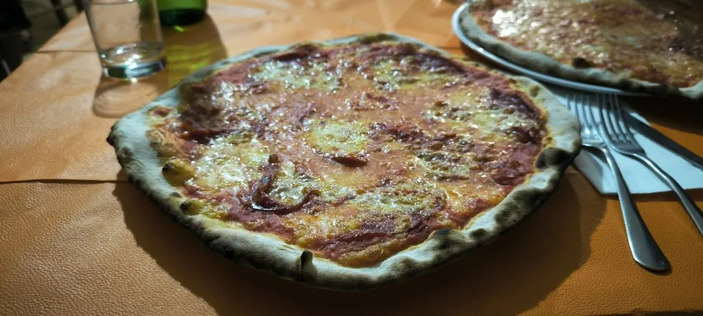 Alessandro Bottoni_Come Una Volta Pizzeria_Sezze_reseña