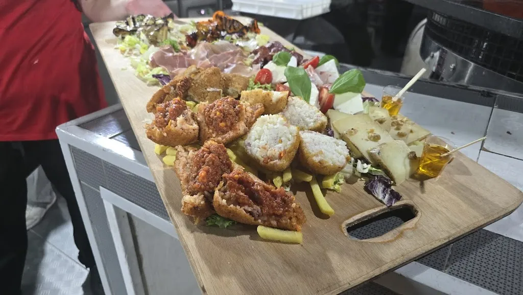 SeLià - Oltre la Bontà - Trattoria - Pizzeria - Paninoteca_Spigno Saturnia Superiore_slider_image_1