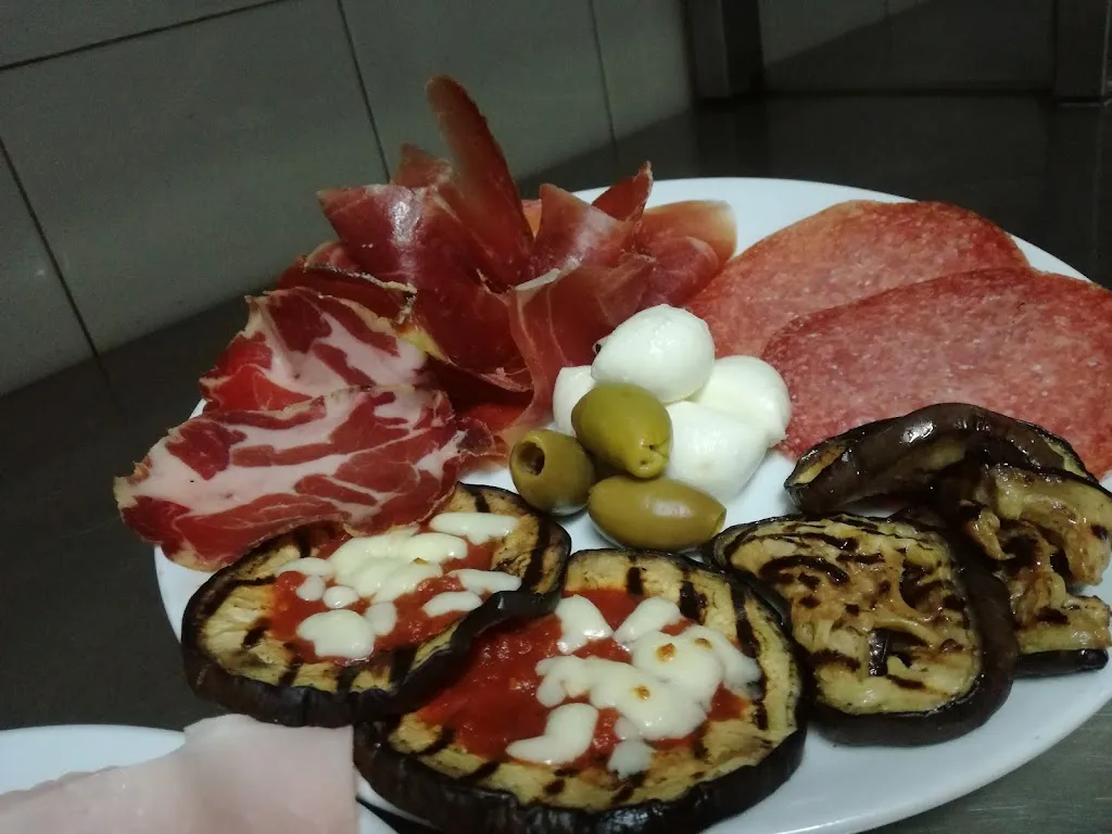 L'Arcalde Ristorante Pizzeria_Strangolagalli_slider_image_3