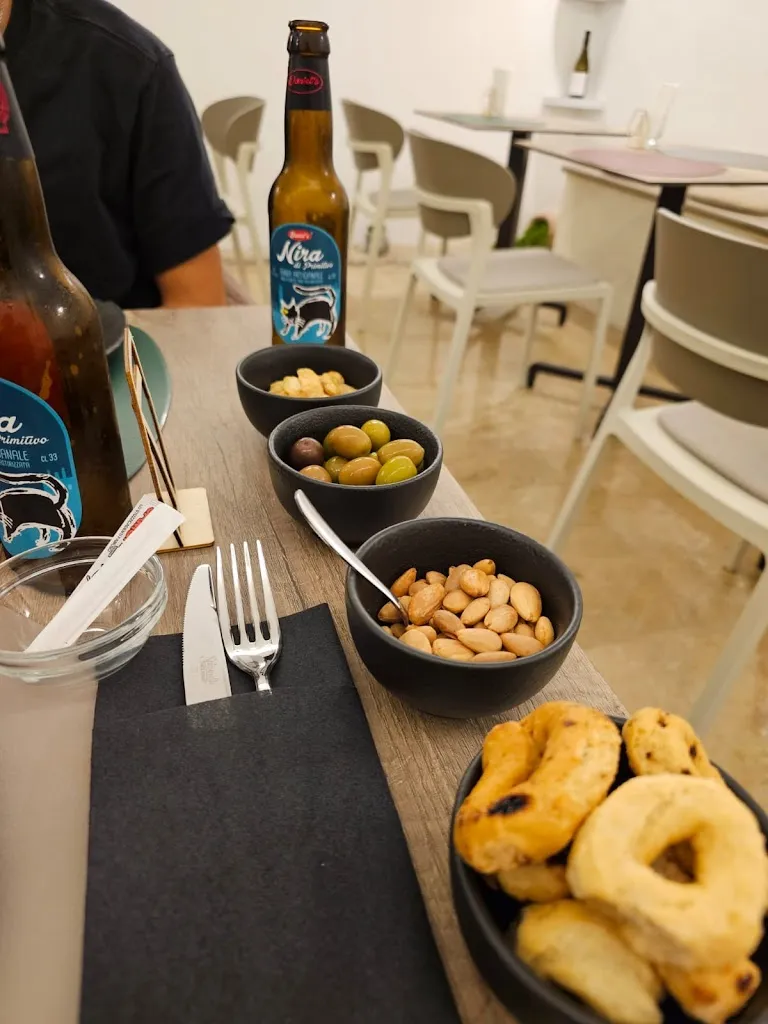 Giuseppe Cambria_IL SIMPOSIO - Città Vecchia -_Tarano_review