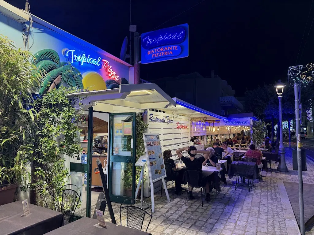 Ristorante Pizzeria Tropical_Sperlonga_slider_image_3