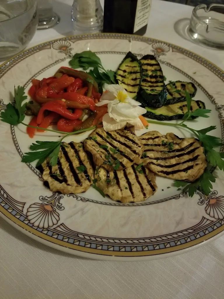 Mike Dean_Gli Archi_Sperlonga_review