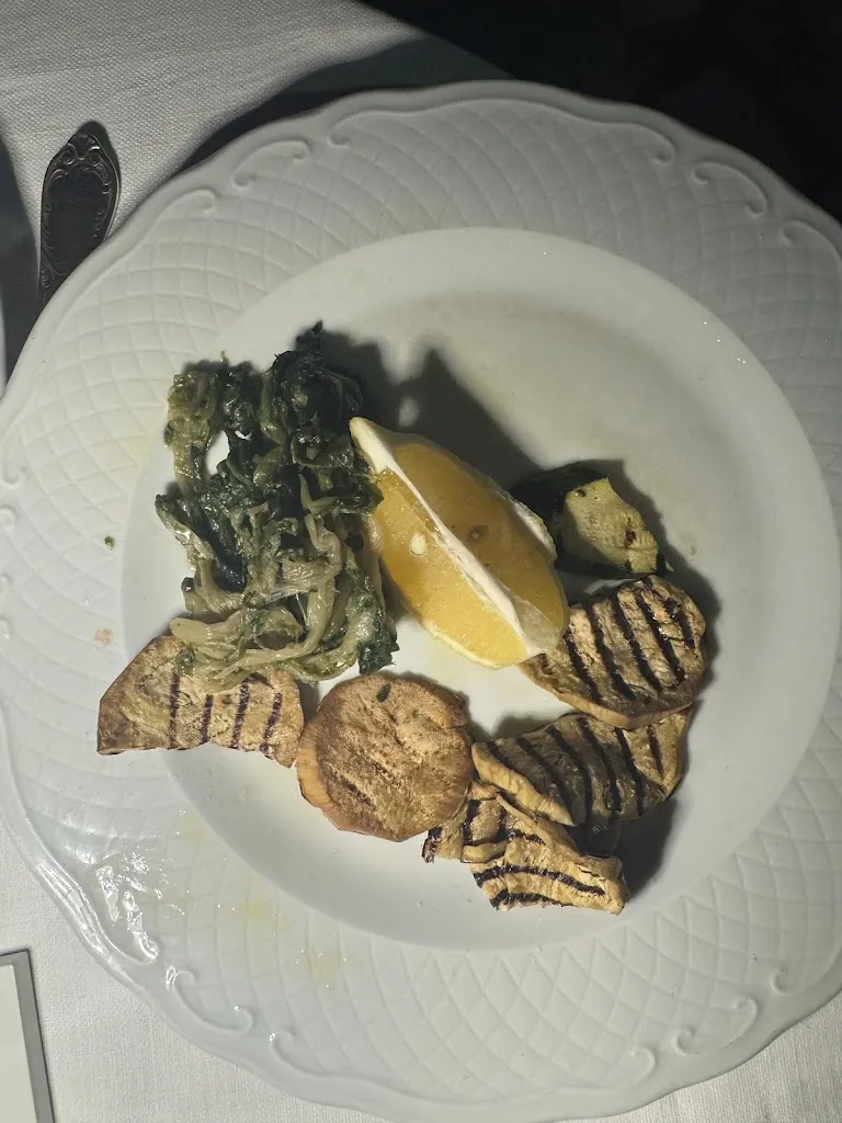 lars hiekel_Gli Archi_Sperlonga_review