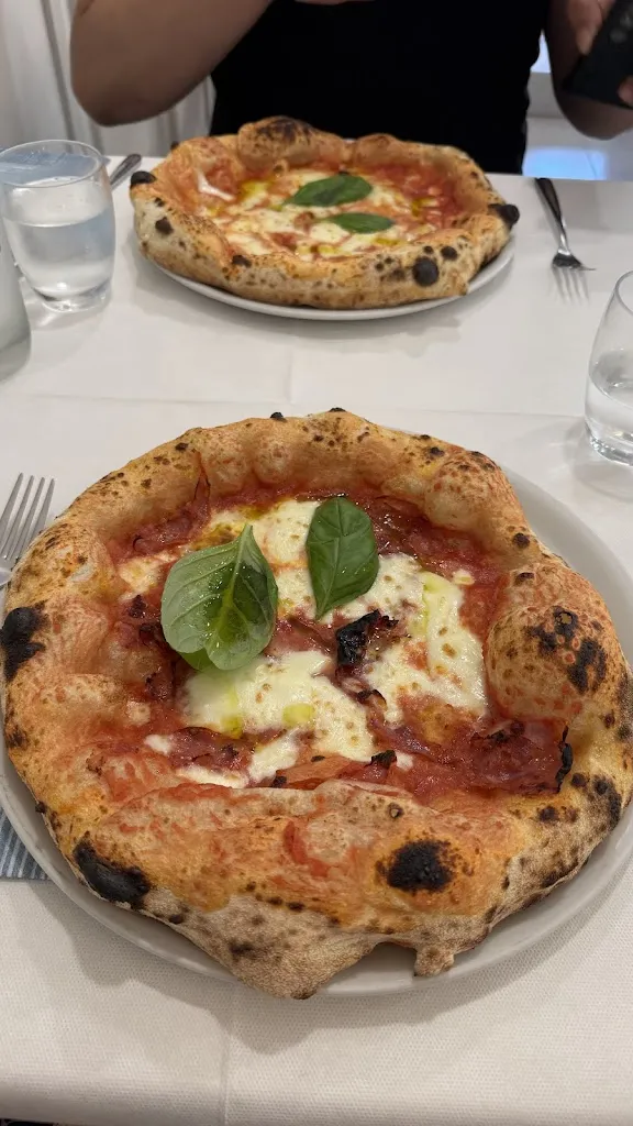 Raana Al_Pizzeria Aqua & Farina_Sperlonga_review
