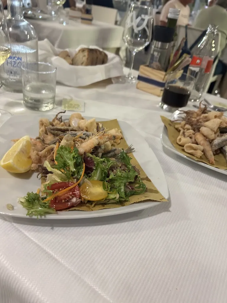 Viktoriia Zakorchemna_Ristorante taverna Ulisse_Sperlonga_review