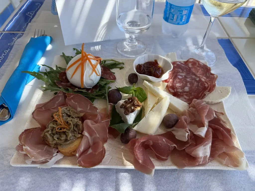 Nautilus Lunch Restaurant Cocktails & Wine Bar_Sperlonga_slider_image_2