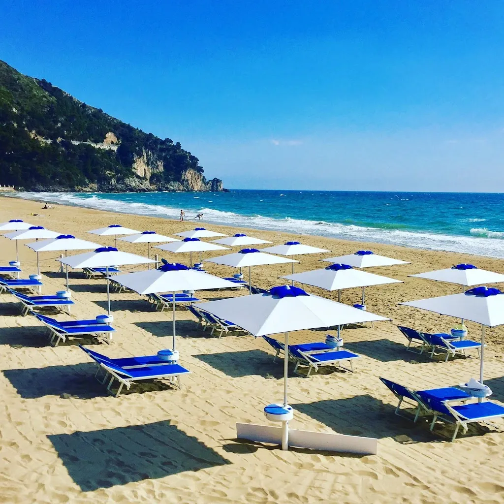Bazzano Beach_Sperlonga_slider_image_3