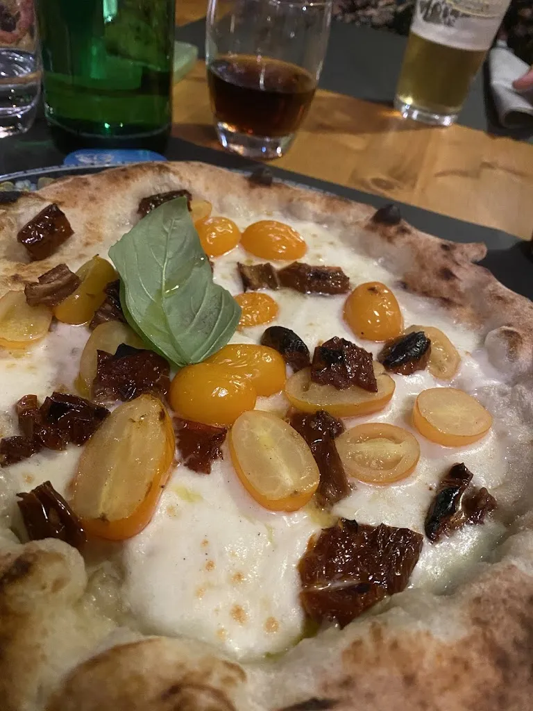 Kartini Jadilah_Pizzeria Lago Lungo Da Michele_Sperlonga_review