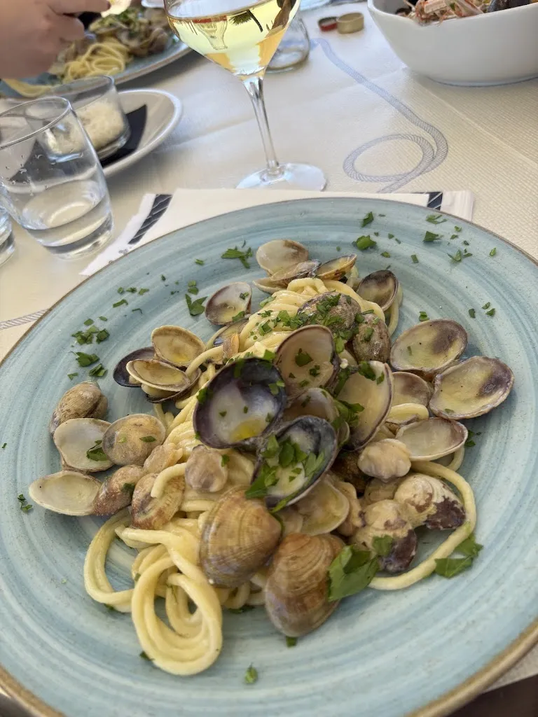 Lido Il Veliero Da Rocco restaurant in Sperlonga