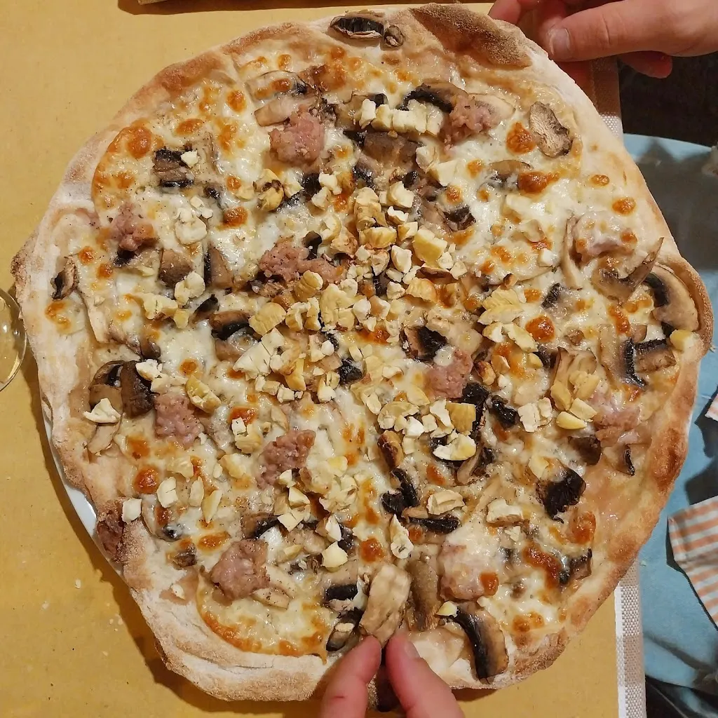 Wine & Food La Vella_Sutri_slider_image_3