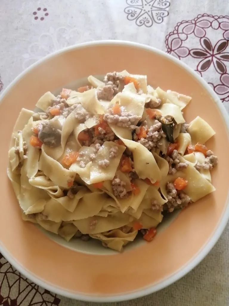 De Santis Simona restaurant in Torre Caietani