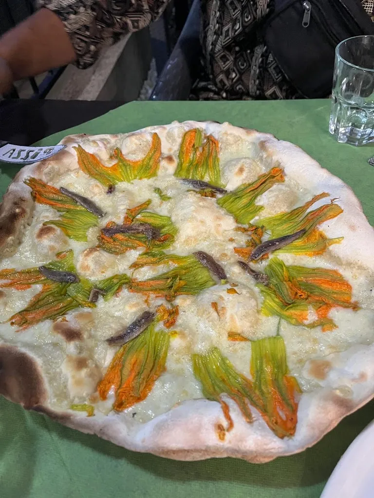 Safwan Chowdhury_La Schiaccina_Torri in Sabina_review