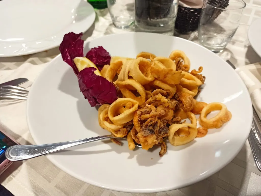 Vincenza Acri_Le Noci_Torrice_recensione