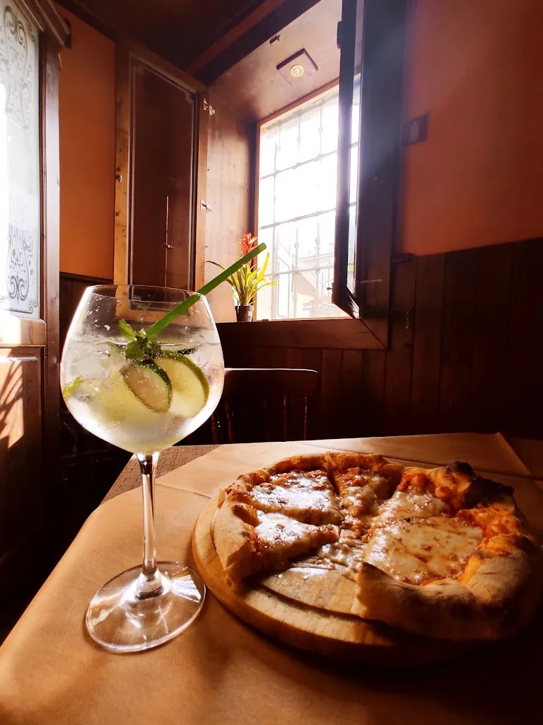 La Capricciosa_Donnas_slider_image_3