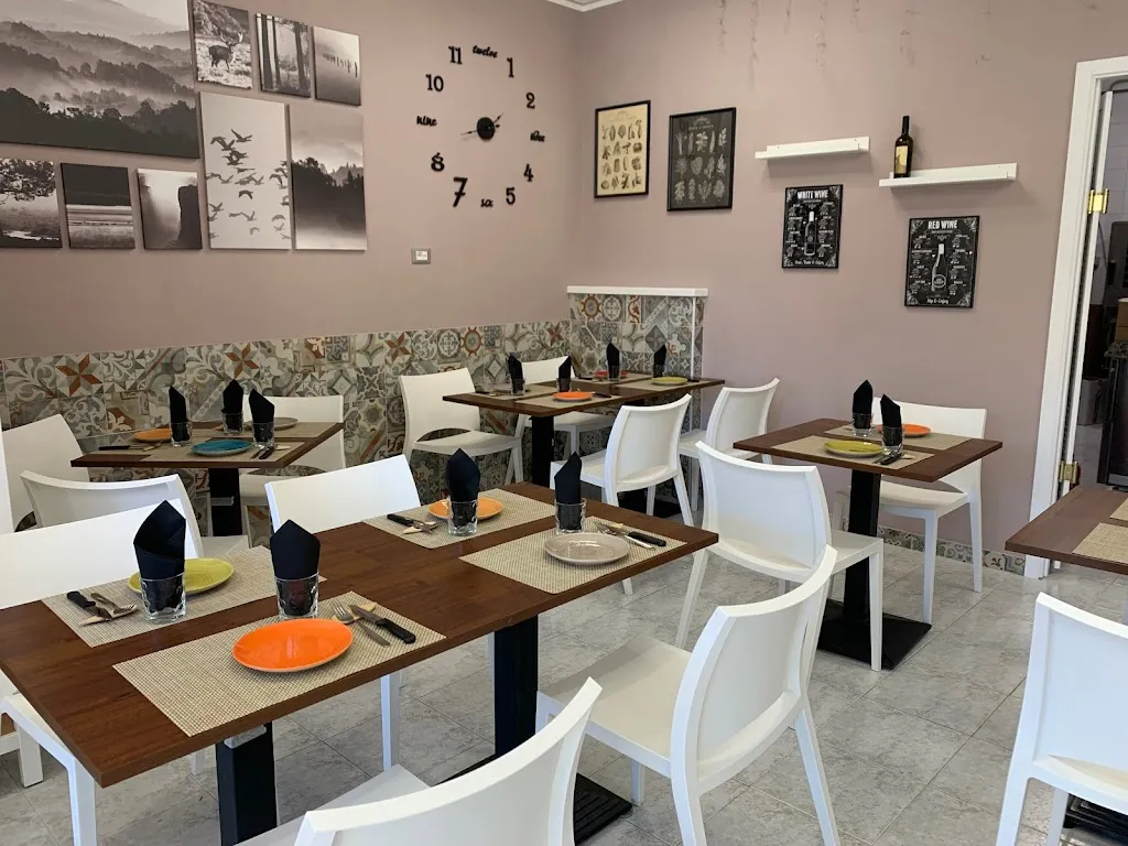 All’Antica Pizza e Cucina restaurant in Tor Lupara