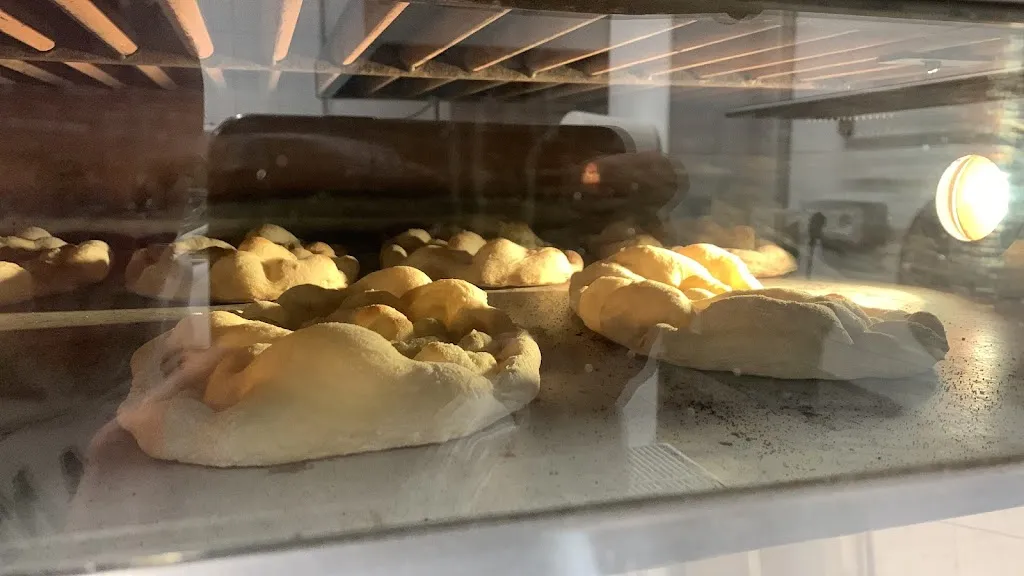 All’Antica Pizza e Cucina_Tor Lupara_slider_image_2