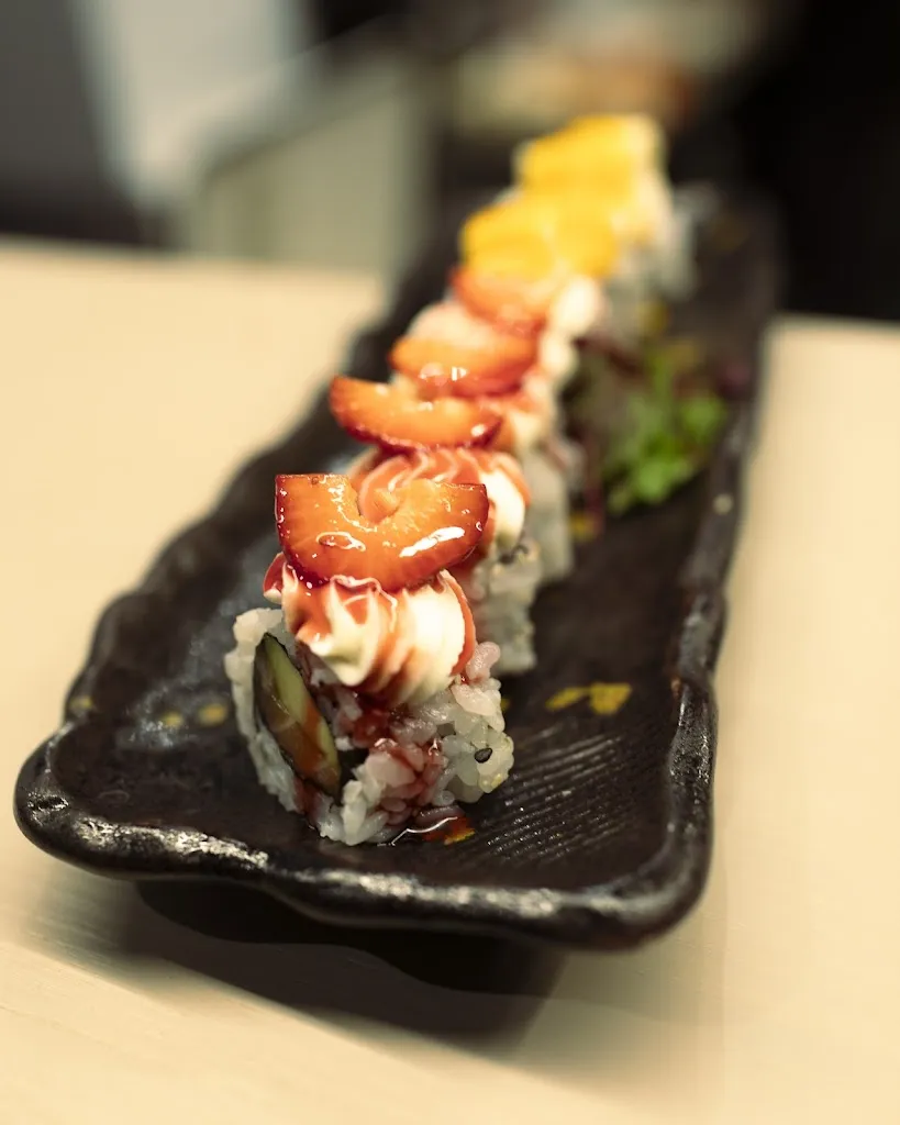 Sushi Qoo_Tor Lupara_slider_image_2