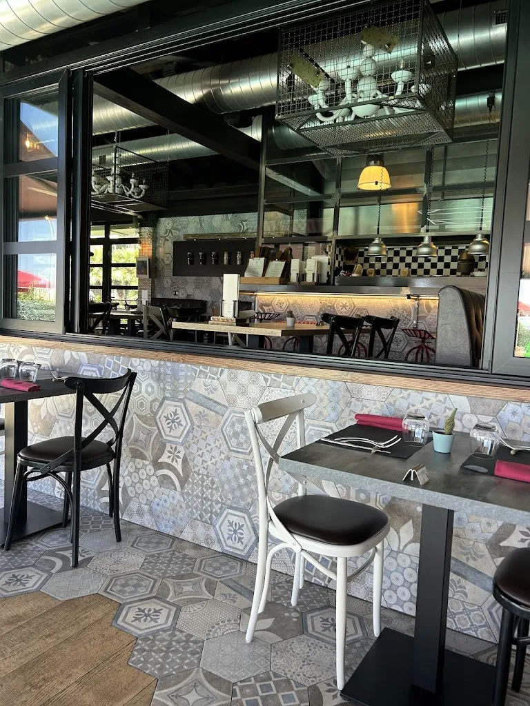 Horta Grill Bar_Tarquinia_slider_image_2