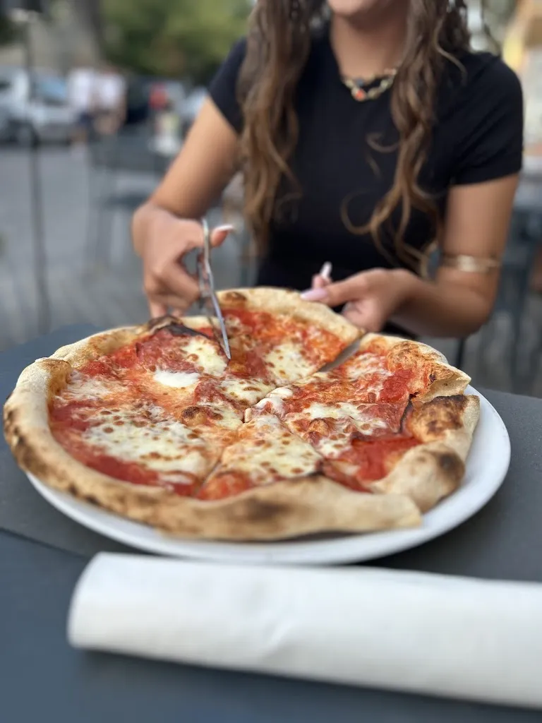 Robert Piotrowski_Farina e Tempesta_Tarquinia_review