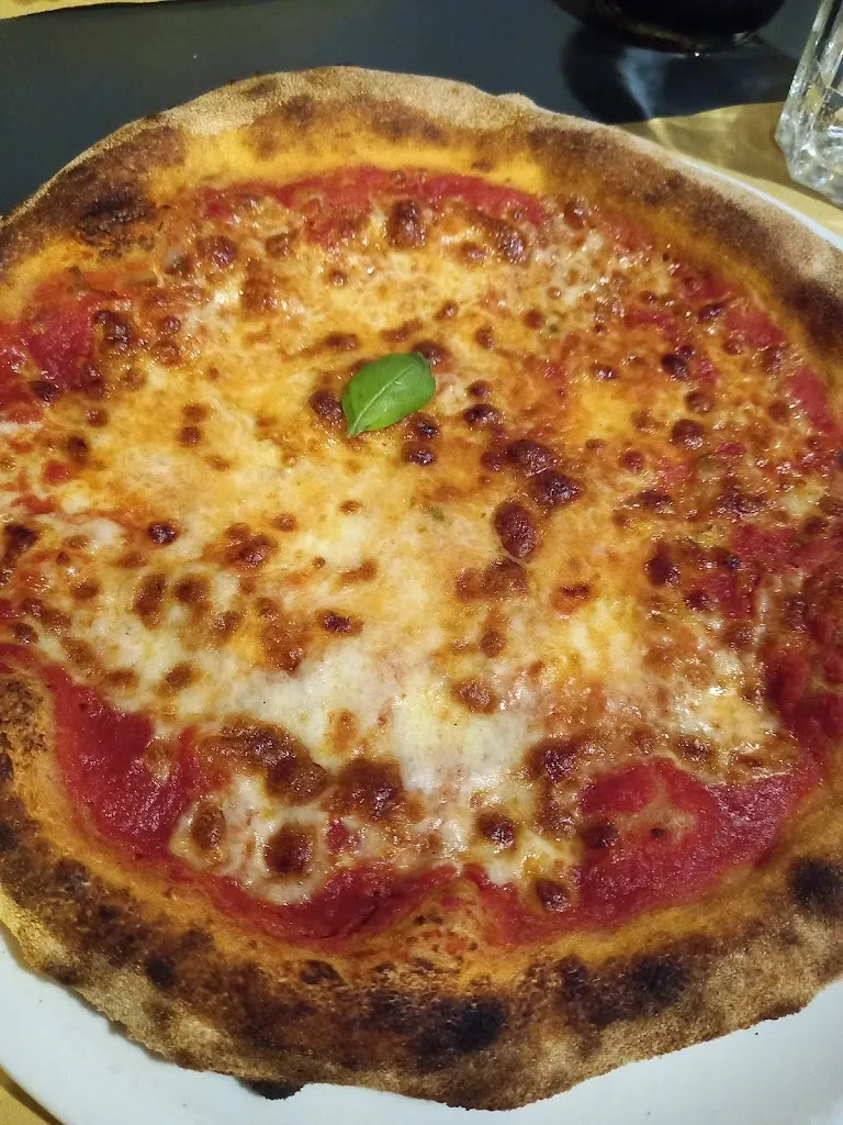 Luana Suzina_Farina e Tempesta_Tarquinia_review