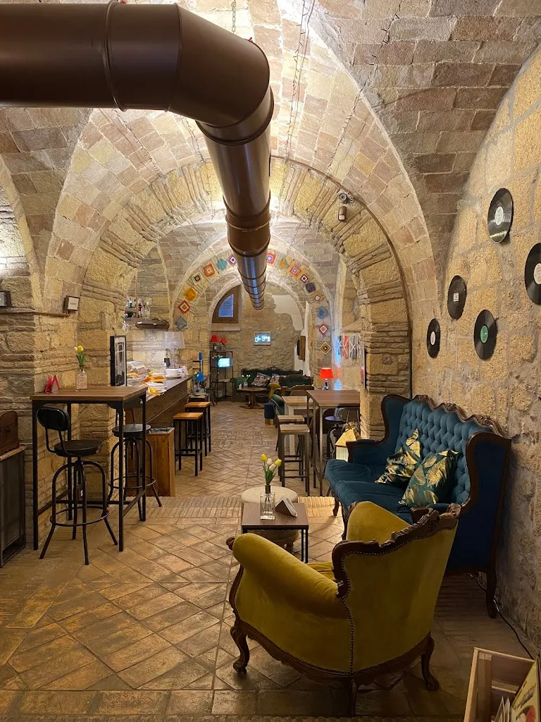 IL LOCALE di nome e di fatto restaurant in Tarquinia