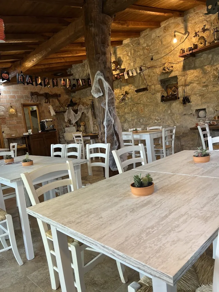 MASSIMO DE ANGELIS_AlviNale La Stuzzicheria_Trivigliano_review