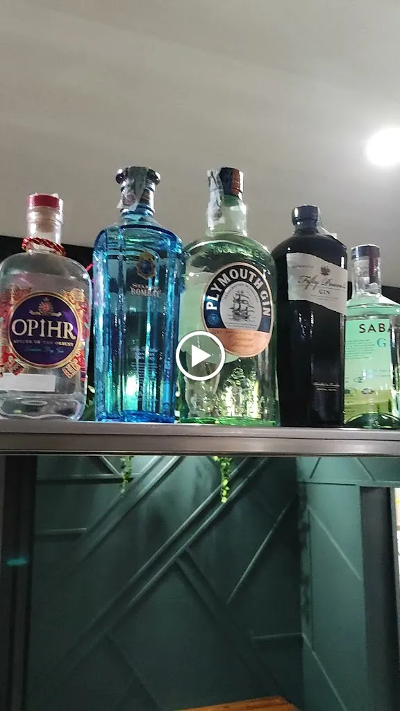 CAVEAU VALENTANO_Valentano_slider_image_2