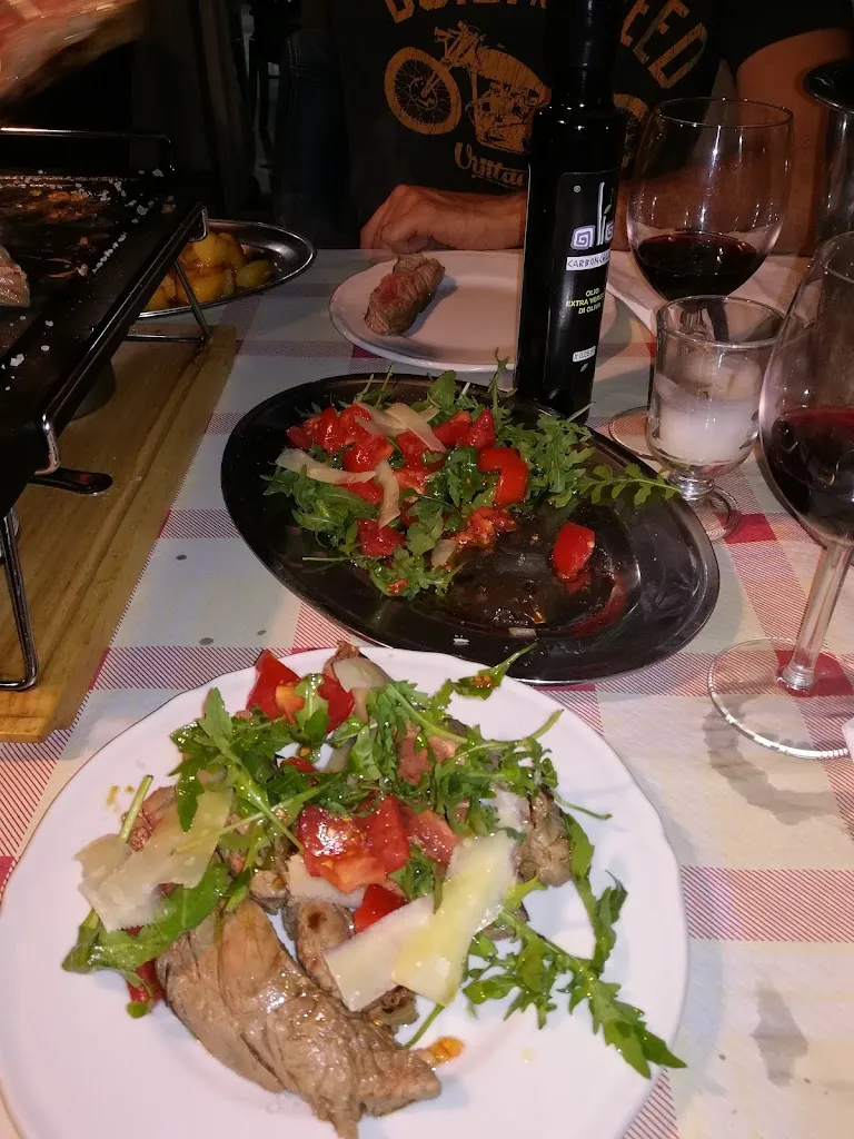 Tamara Buzi_Le TreTorri Trattoria Pizzeria_Vallecorsa_review