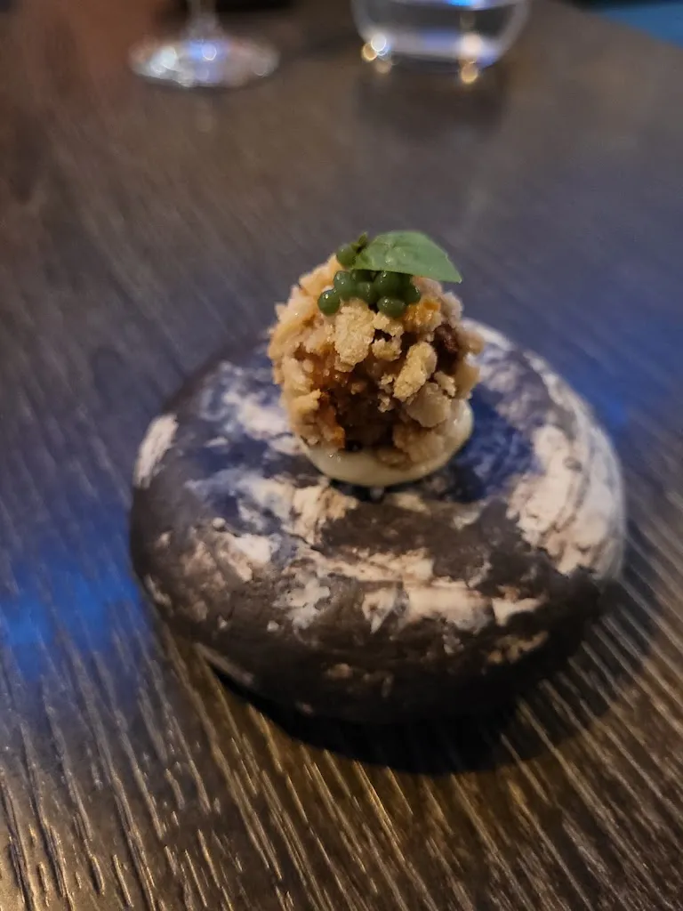 Ritish Mulliah_PETRAVIVA_Vallecorsa_recensione