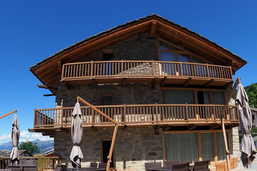 Locanda Le Milieu restaurant in Emarese