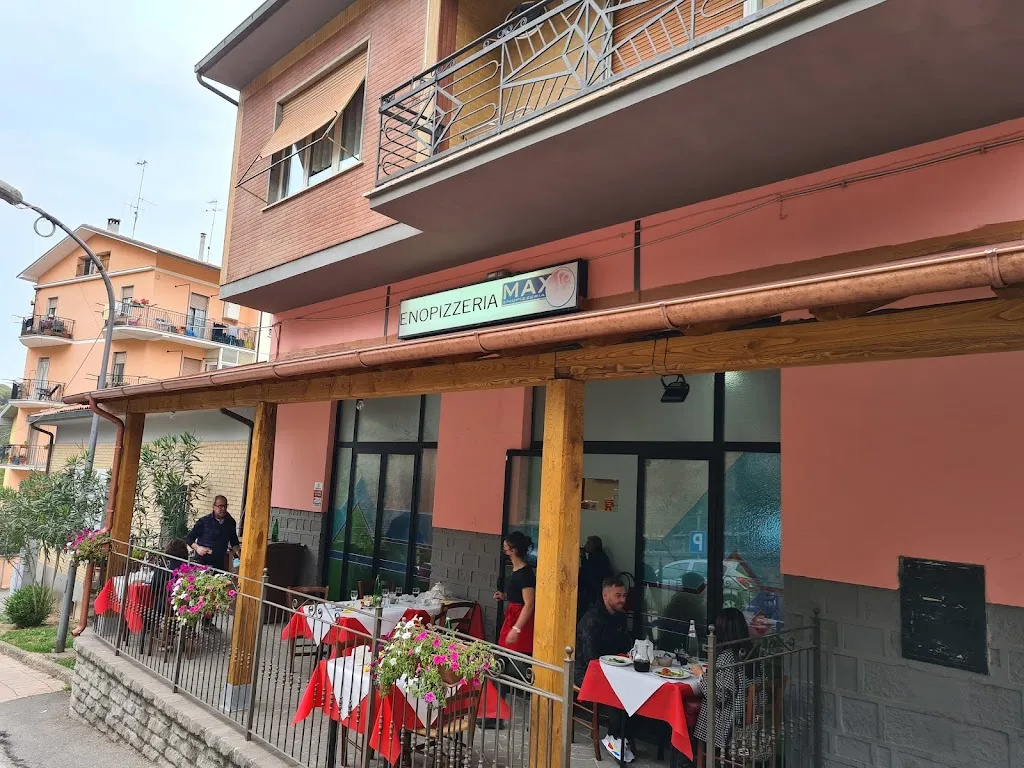 David naftalis_Max Enopizzeria_Vallerano_review