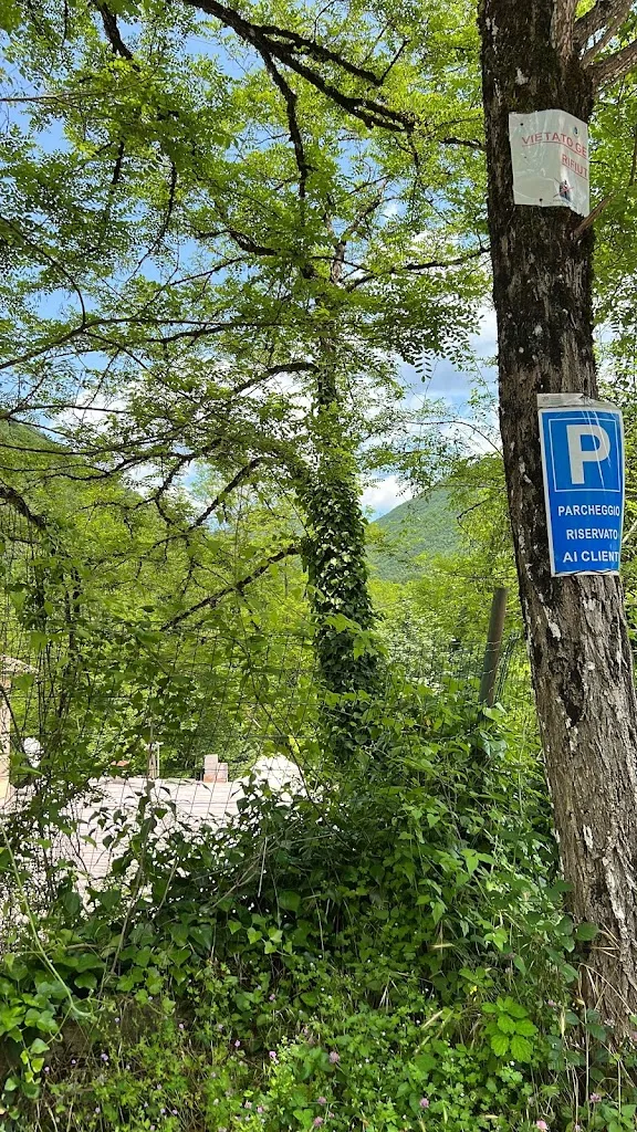 Fabio Petragnani_La Cascata_Vallepietra_review