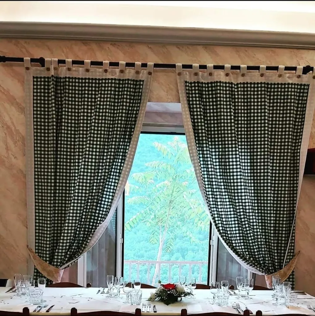 Pizzeria D'Agnese_Vallepietra_slider_image_3