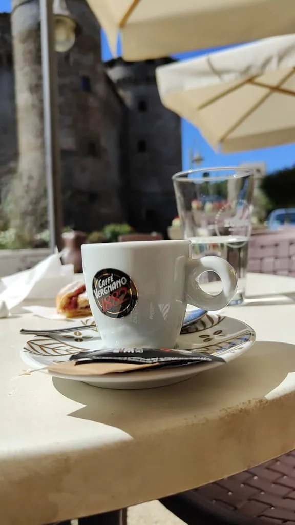 Gianluca Mavilla (Visualizer/Designer)_Bar Angoletto Goloso Srl_Vasanello_review