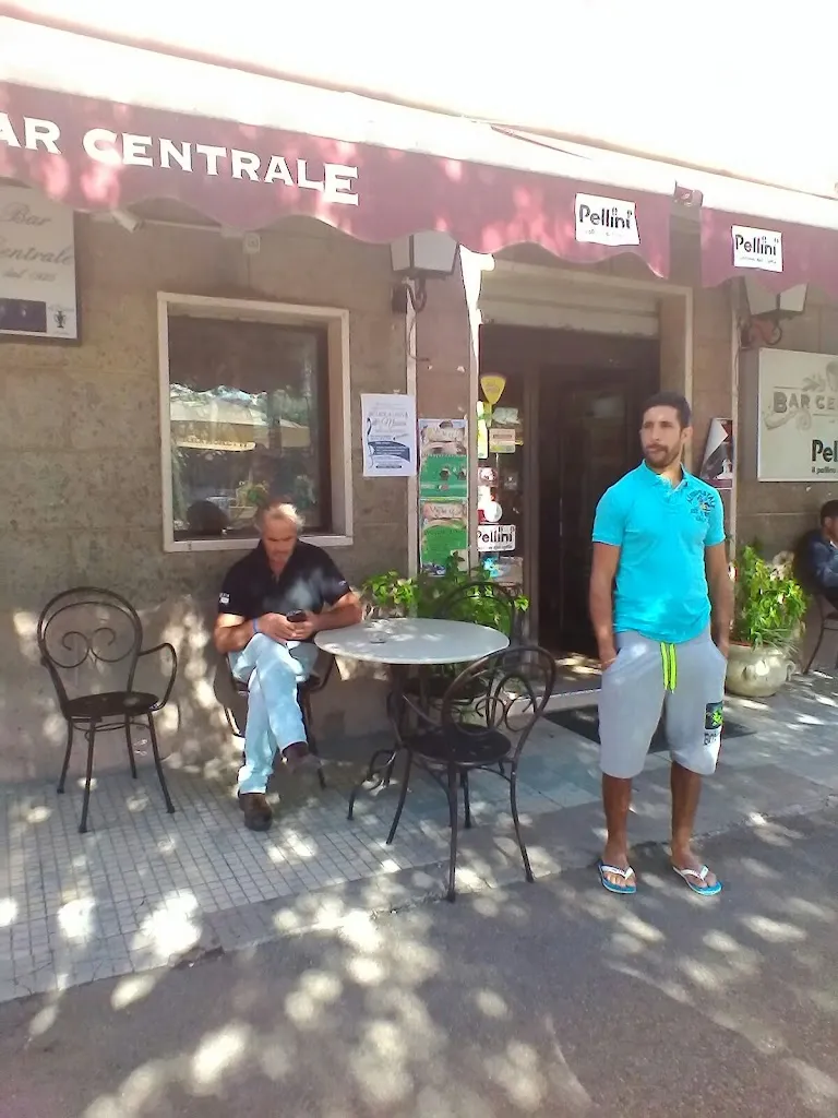 riccardo conte_Bar Centrale_Vasanello_review