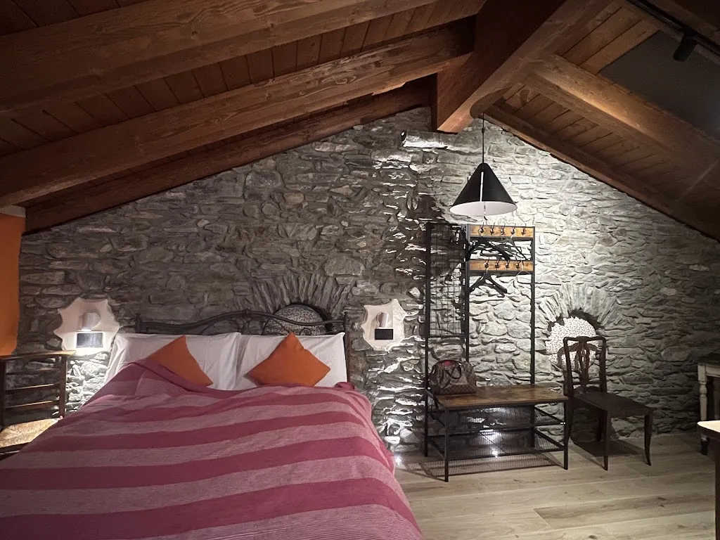 Le Foyer de Grand-mère_Fénis_slider_image_2