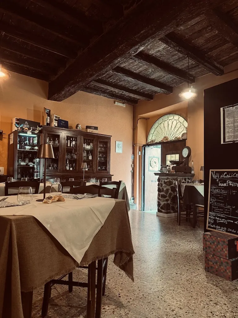 La Vecchia Taverna_Velletri_slider_image_3