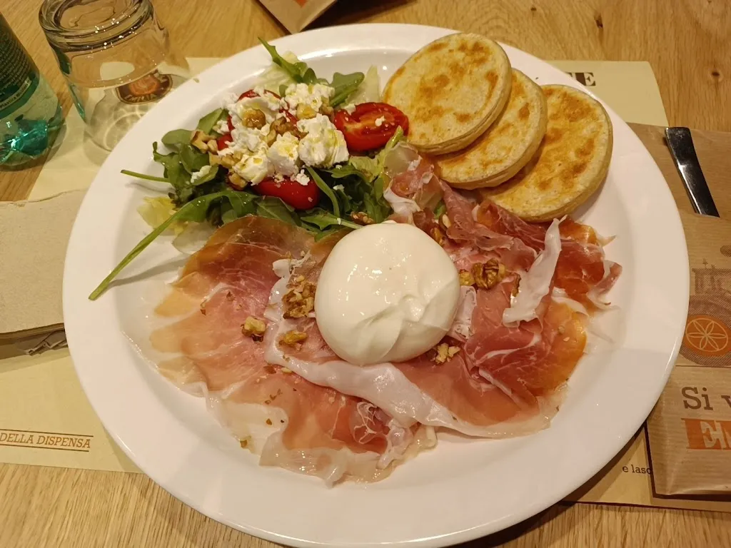 Nancy Mattera_Dispensa Emilia Valmontone Outlet_Valmontone_review