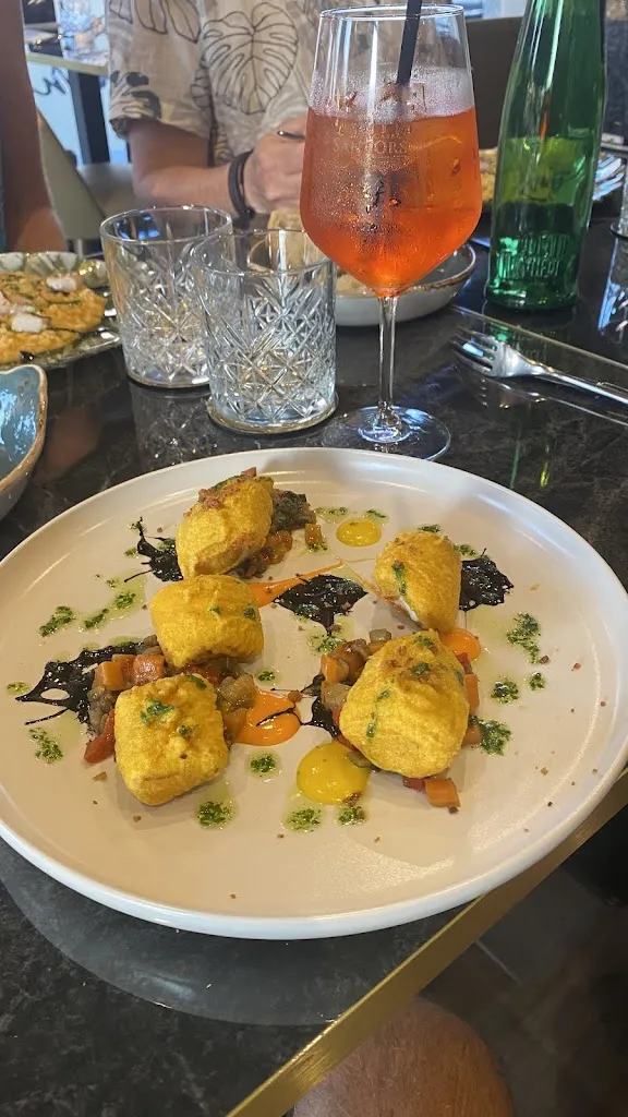 Des Mudge_Aromatiko_Villa Adriana_review