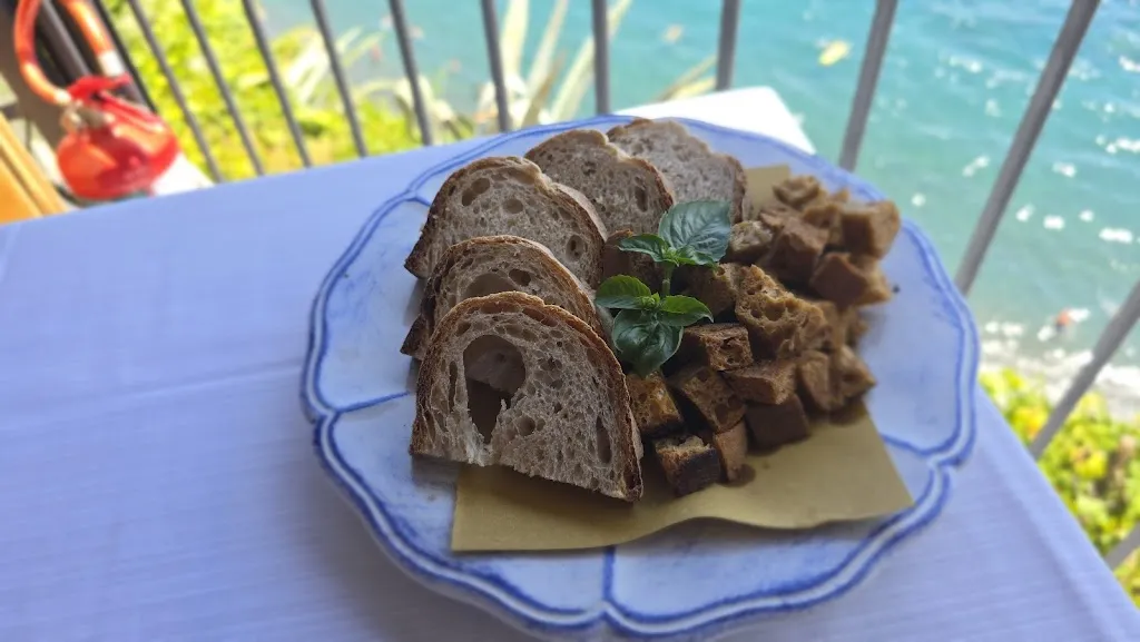 TRACER 900GT_La Terrazza di Mimi_Ventotene_review