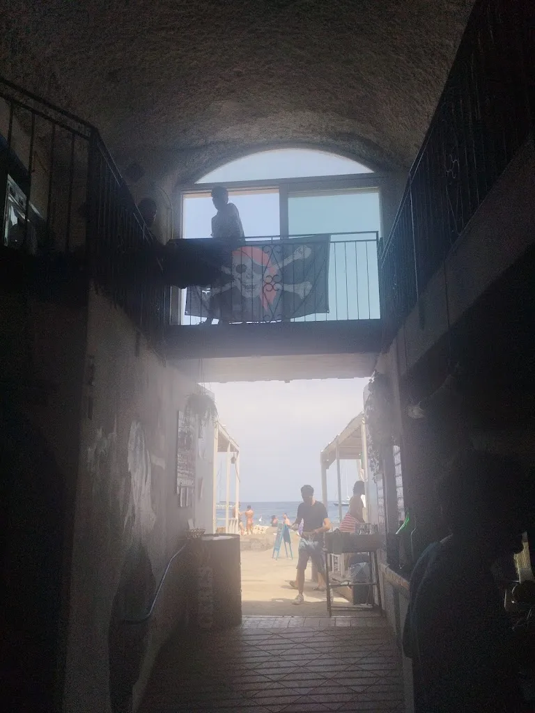 Елена Пучкова_il Faro - Ventotene_Ventotene_review