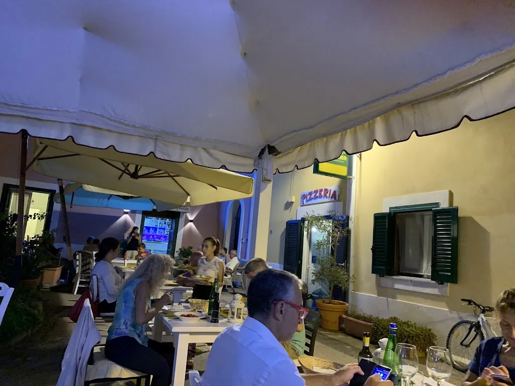 Erika Gentile_Ristorante Pizzeria Afrodite_Ventotene_recensione