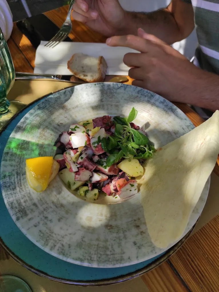 Angelica Dini_Zi' Amalia Restaurant/Bar_Ventotene_review