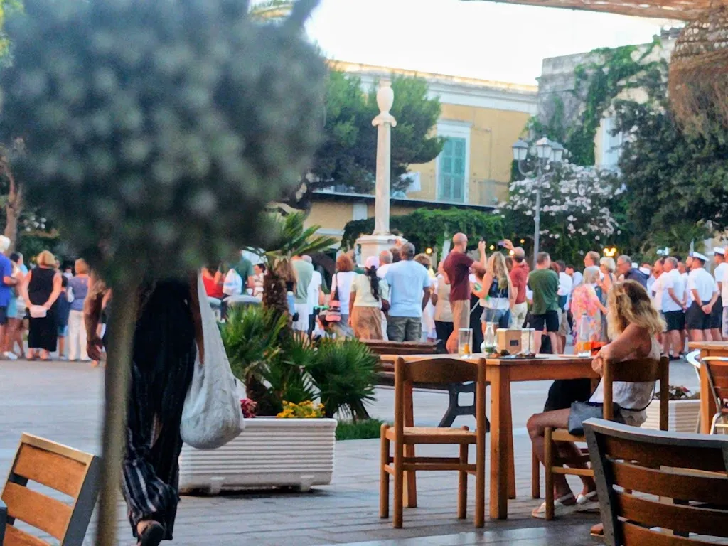 Zi' Amalia Restaurant/Bar restaurant in Ventotene