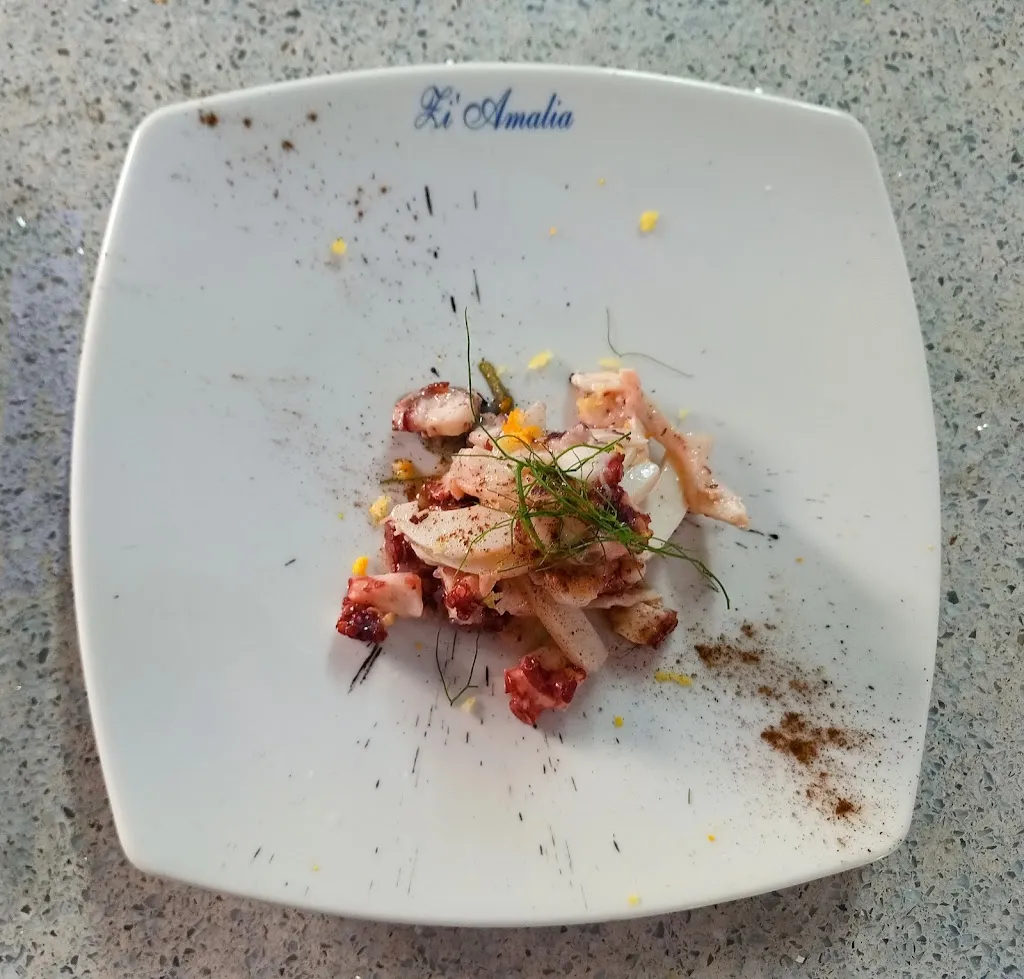 Zi' Amalia Restaurant/Bar_Ventotene_slider_image_3